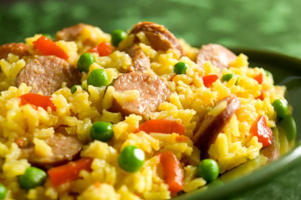 Yellow Rice And Smoked Sausage Vigo Foods 