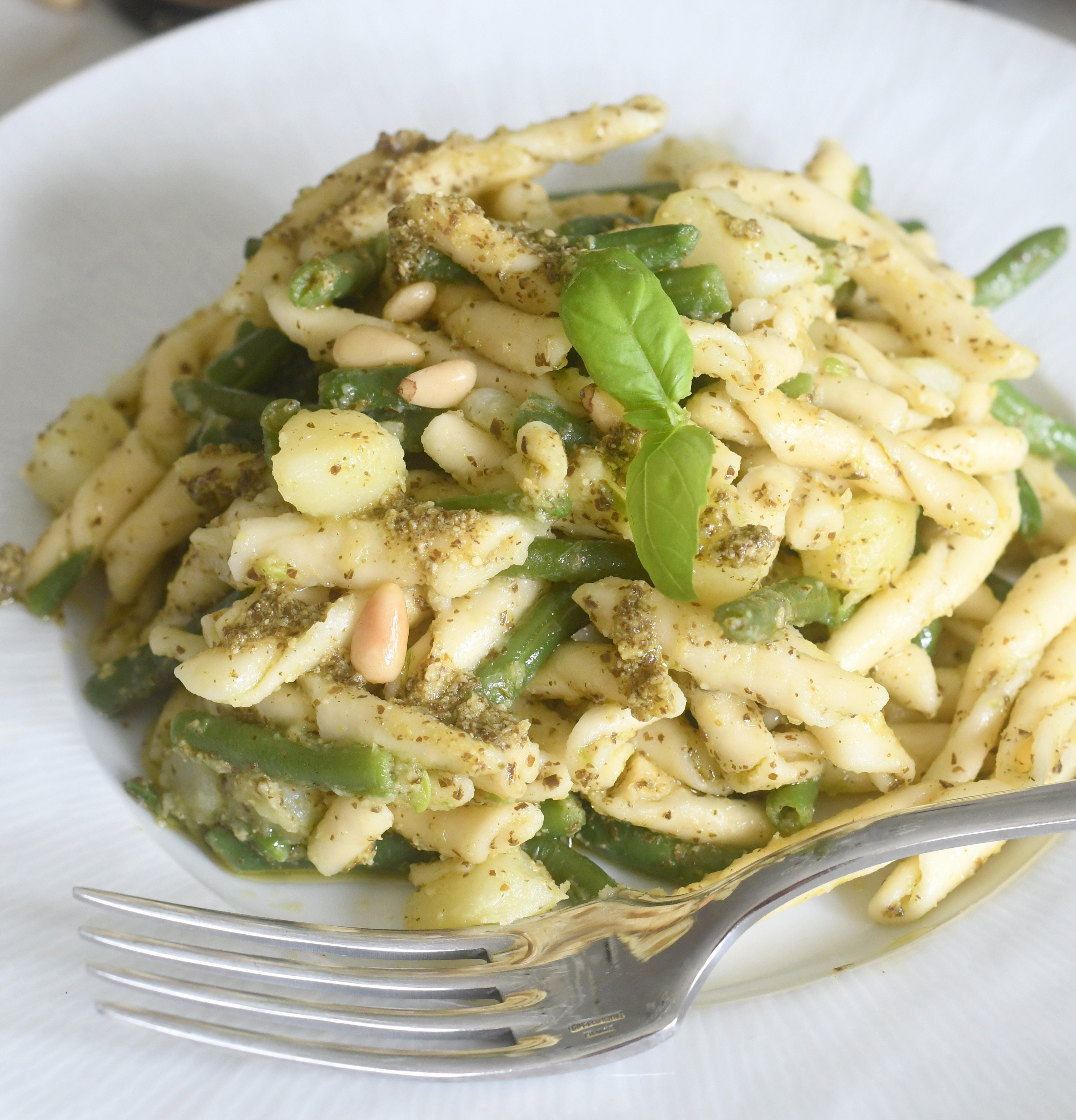 Traditional Ligurian Pasta with Pesto, Potatoes and Green Beans
